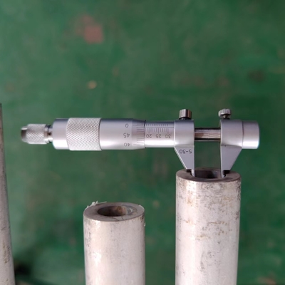 Qualité  ASTM A213 TP304 304L Stainless Steel Pipe Annealed Pickled usine