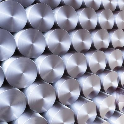 304 1.4301 S30400 Barres rondes en acier inoxydable avec finition de surface 2B