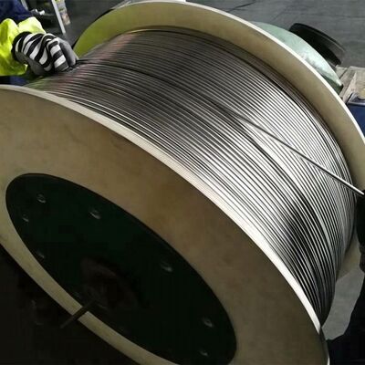 Longueur de tuyau en acier industriel en acier inoxydable ou sur mesure Conçu pour les systèmes de transport industriel de pétrole, de gaz et d'eau