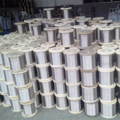 Barre de fil de ressort soudable en acier inoxydable 304/304L/316/316L/410 Grades de soudage de coupe Surface mate brillante pour l'usage industriel